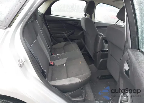 2012 Ford Focus Se z USA, uszkodzony, nr VIN 1FAHP3F27CL217403